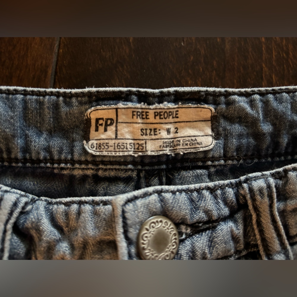 Free People Wide Leg jean Capri - Picture 5 of 9